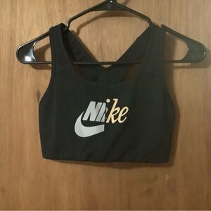 Nike sports bra M